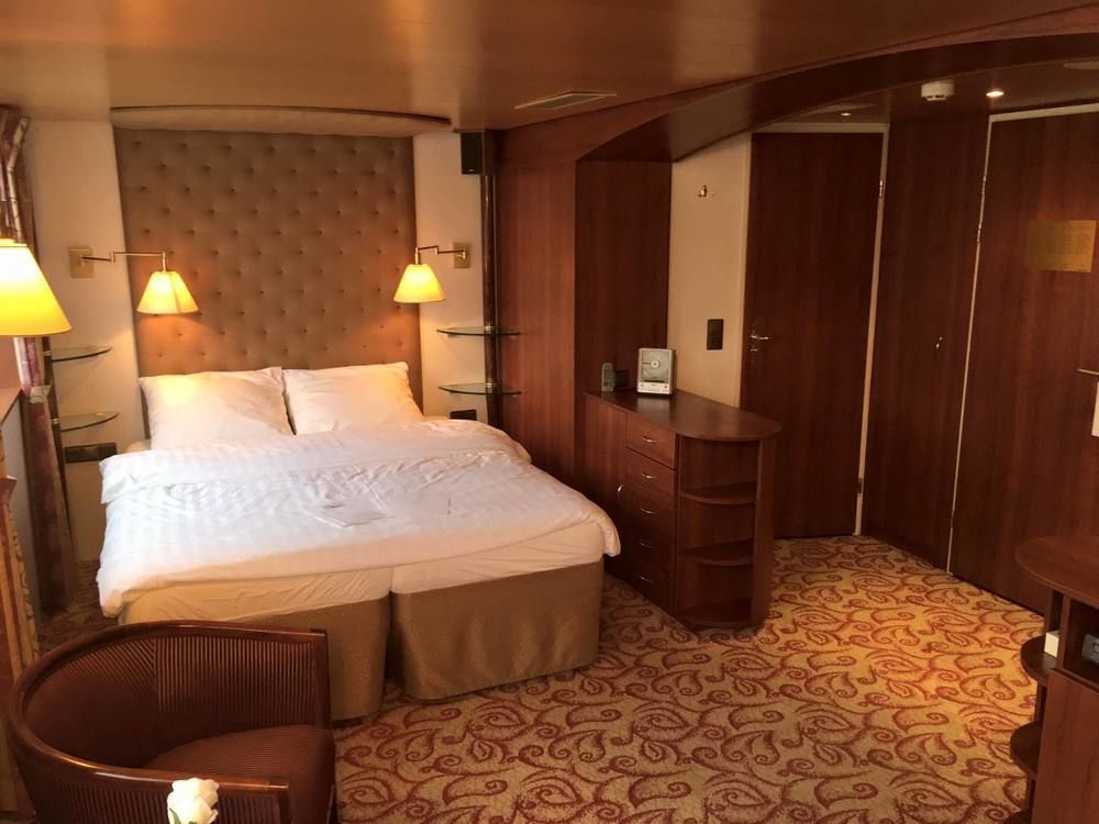 Knm Ms Switzerland I - Dusseldorf Hotel Kültér fotó