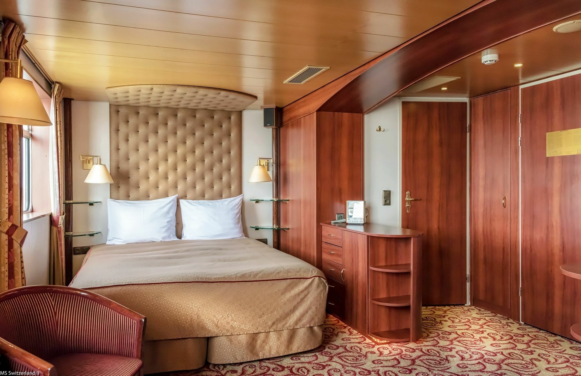 Knm Ms Switzerland I - Dusseldorf Hotel Kültér fotó