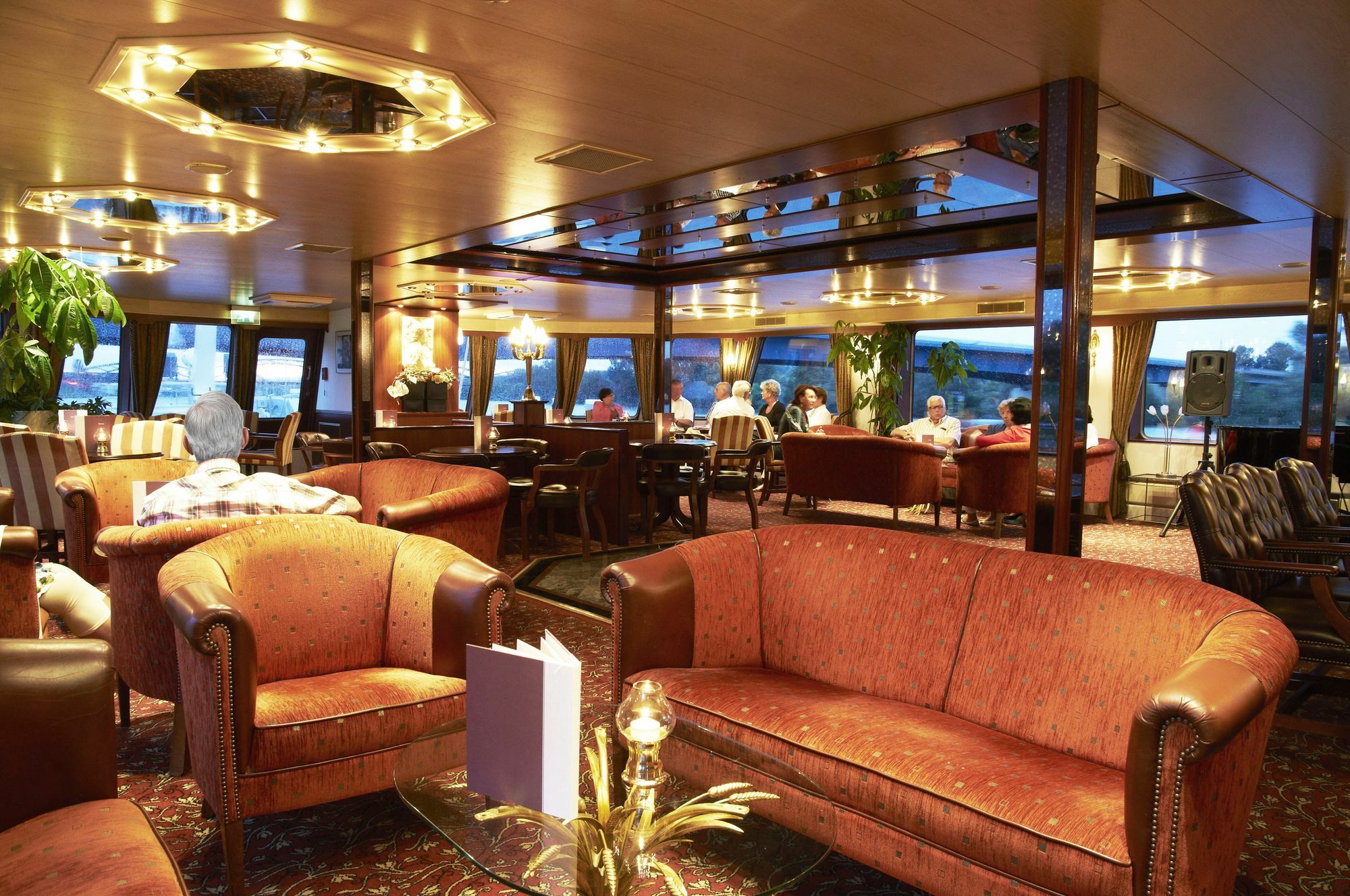 Knm Ms Switzerland I - Dusseldorf Hotel Kültér fotó